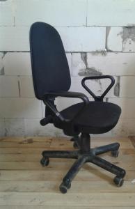 Lietots krēsls Prestige 1 ― Bruņinieku 98, Rīga - tel. 67205028, 29104805 - Krēsli , кресла , стулья. Datoru remonts, serviss. Veikals.